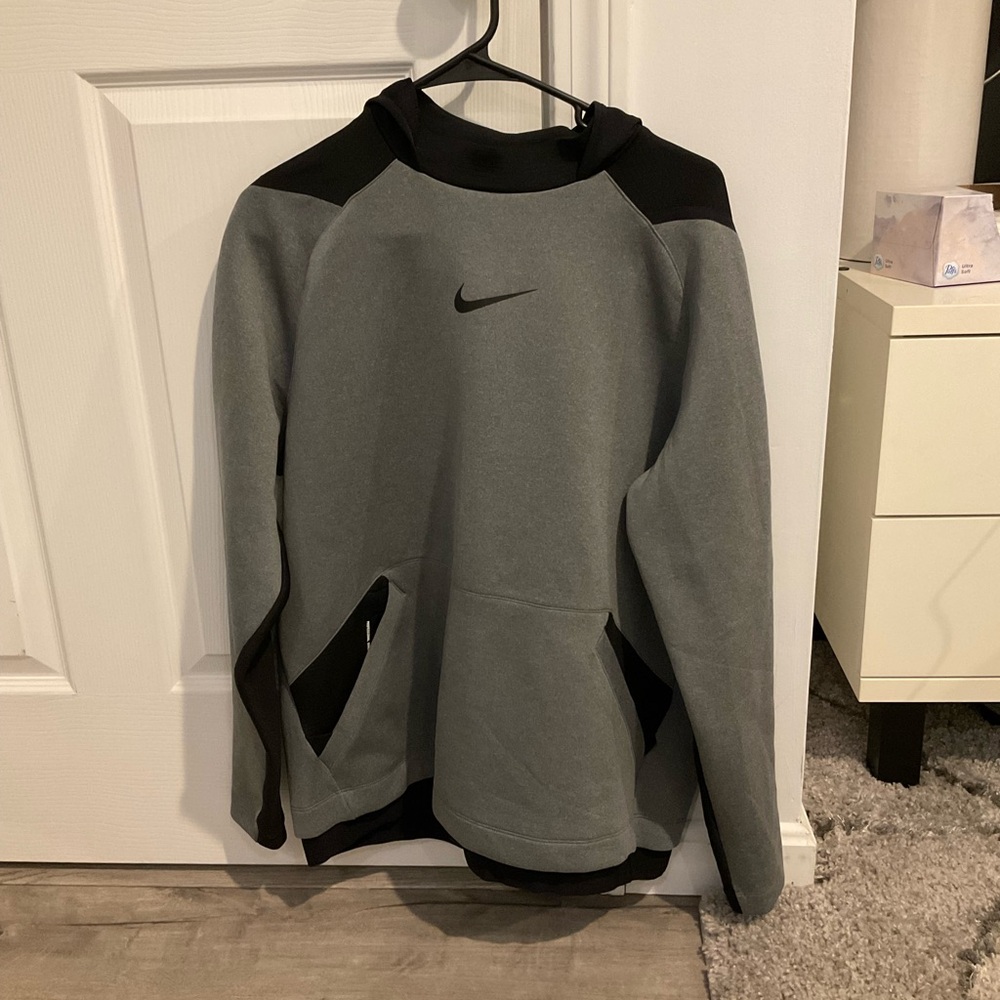 Nike Charcoal and Black Pullover